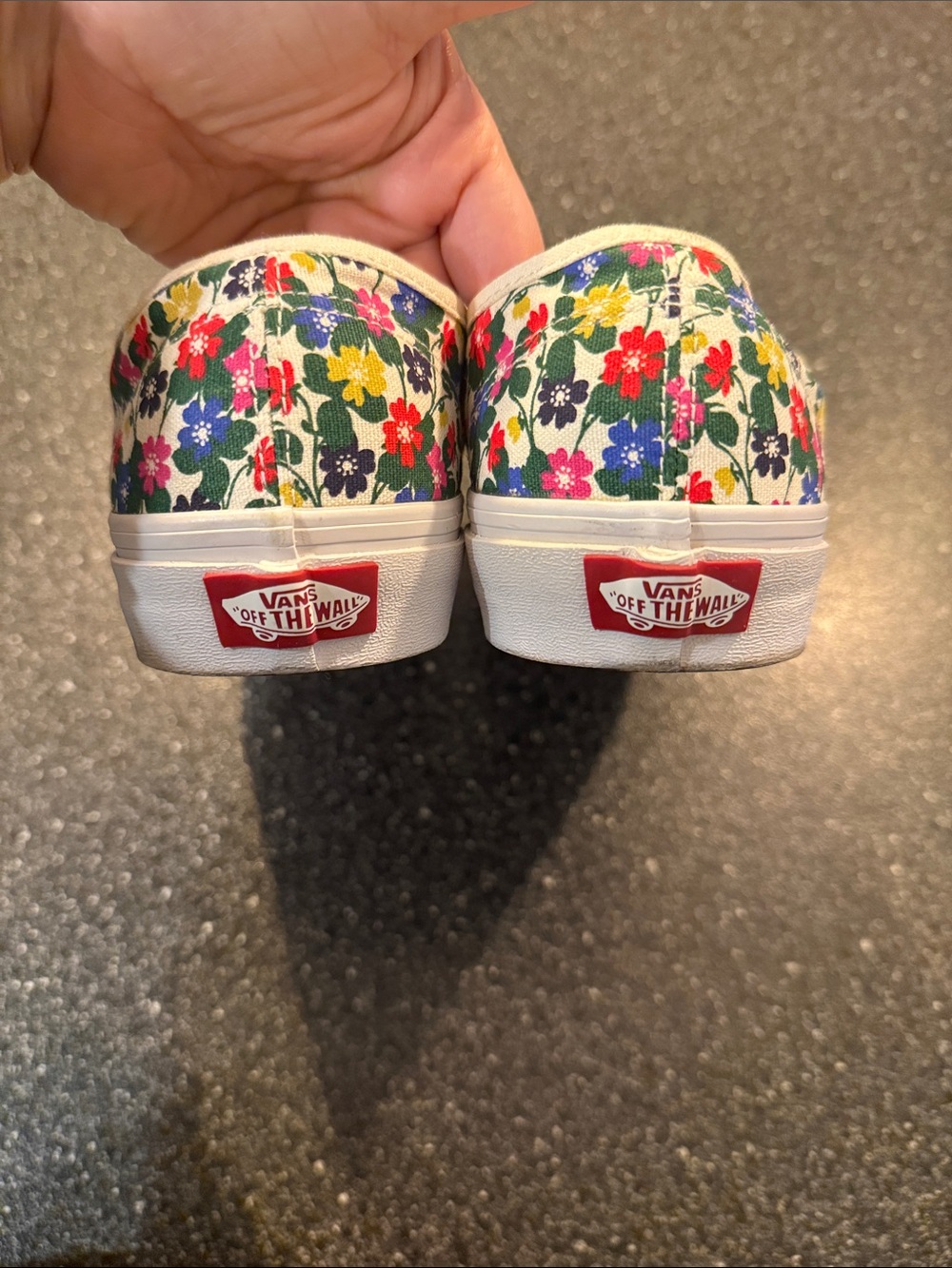 Women’s Vans Floral Canvas Sneakers - White with multicolor flowers - size 8.5 - Picture 5 of 7